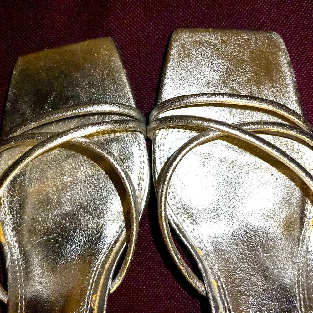 ZARA Beautiful Metallic Silver Slip On Front Strap Stiletto🔥🔥🔥 - Picture 7 of 12